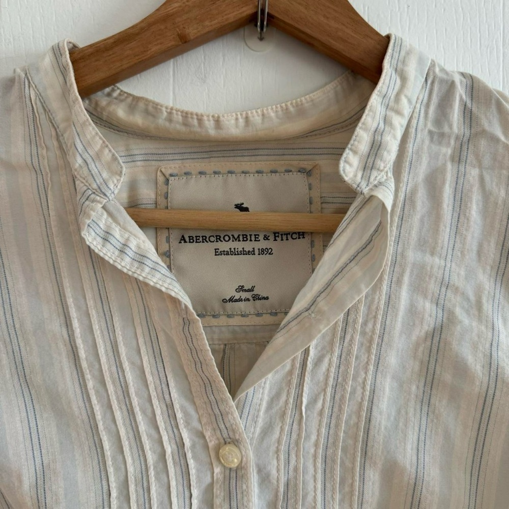 A&F button up - Picture 2 of 4